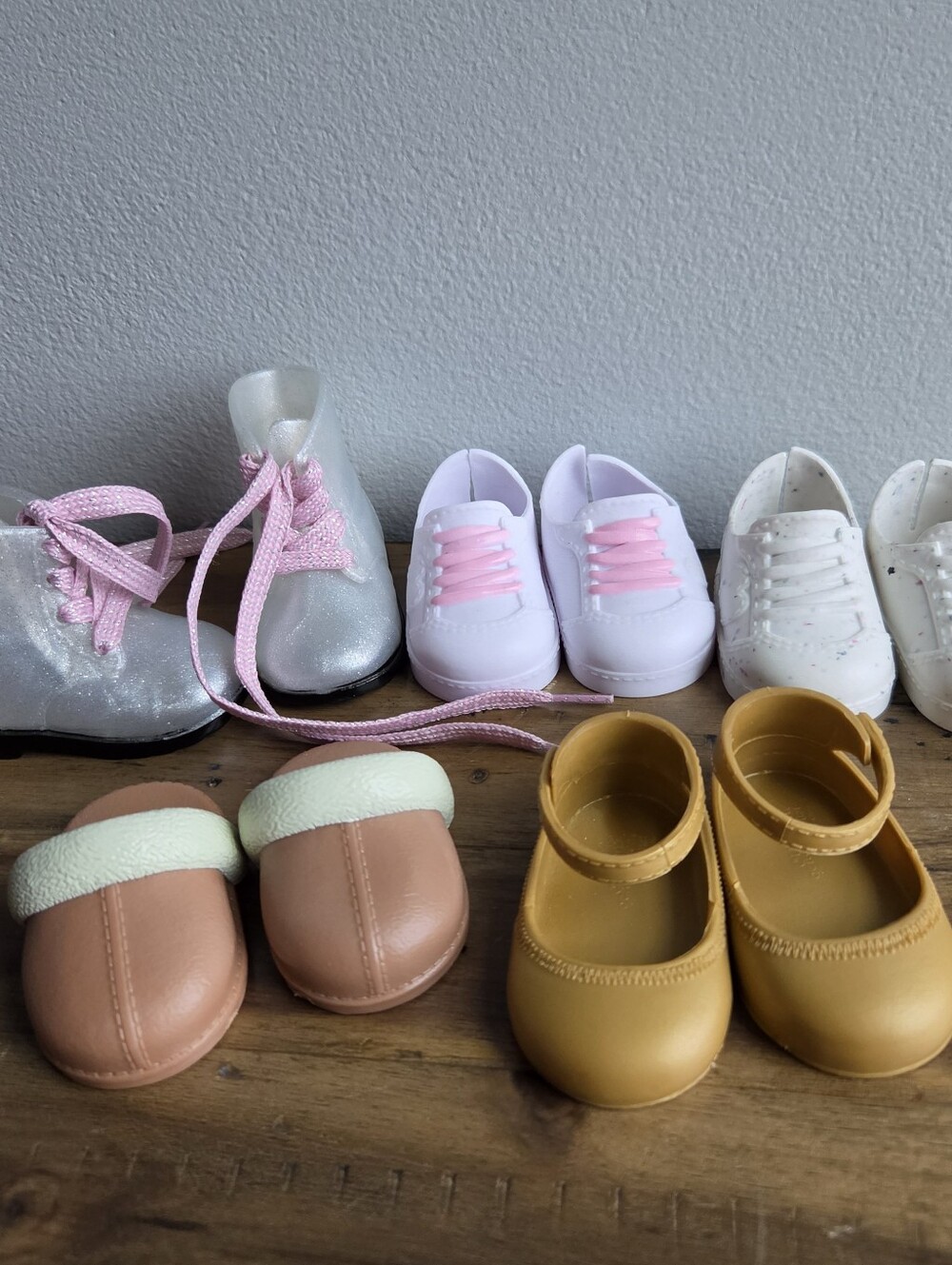 Our Generation Doll Accessories Shoes and Boot set of 5 for 18" Dolls